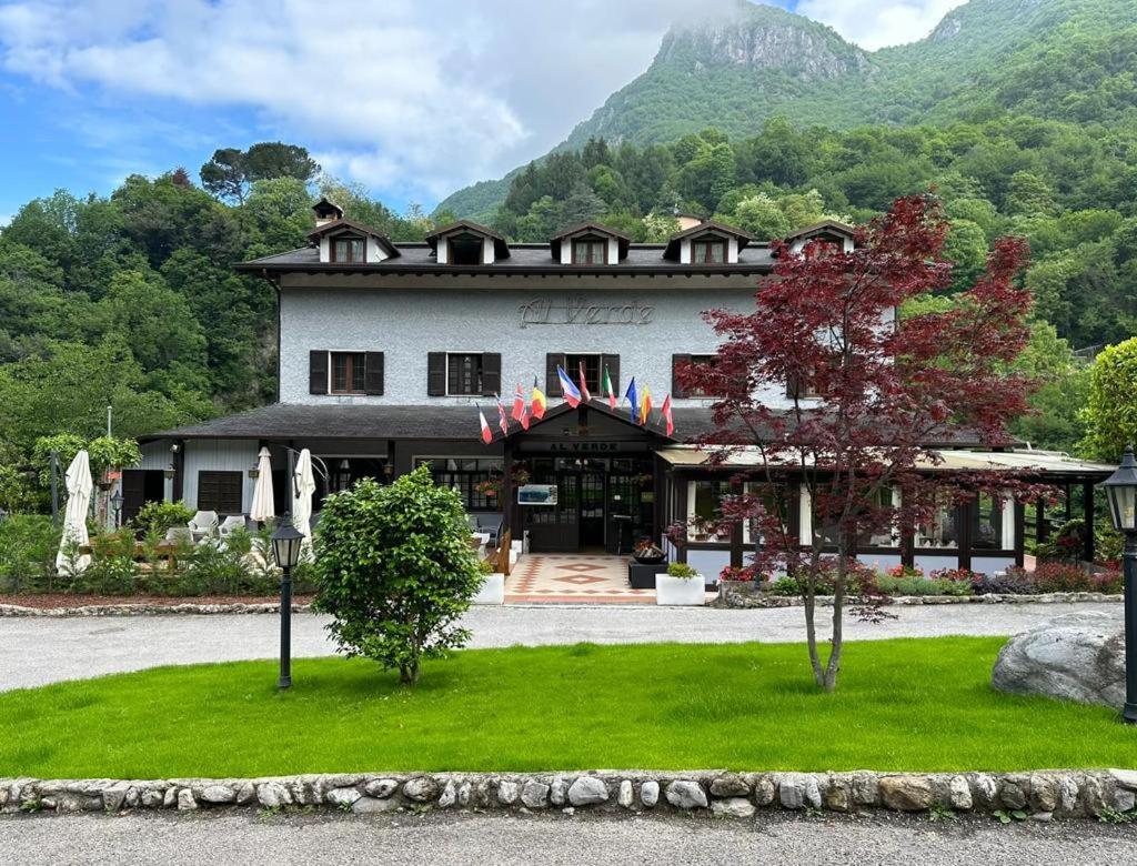 Hotel Al Verde Mandello del Lario Ngoại thất bức ảnh